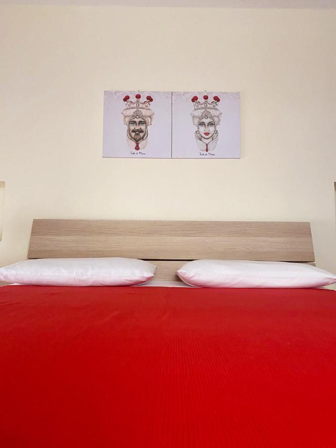 La Casa Del Cocchiere Bed & Breakfast Palermo Exterior photo