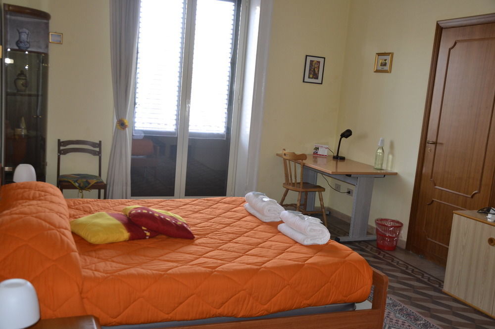 La Casa Del Cocchiere Bed & Breakfast Palermo Exterior photo