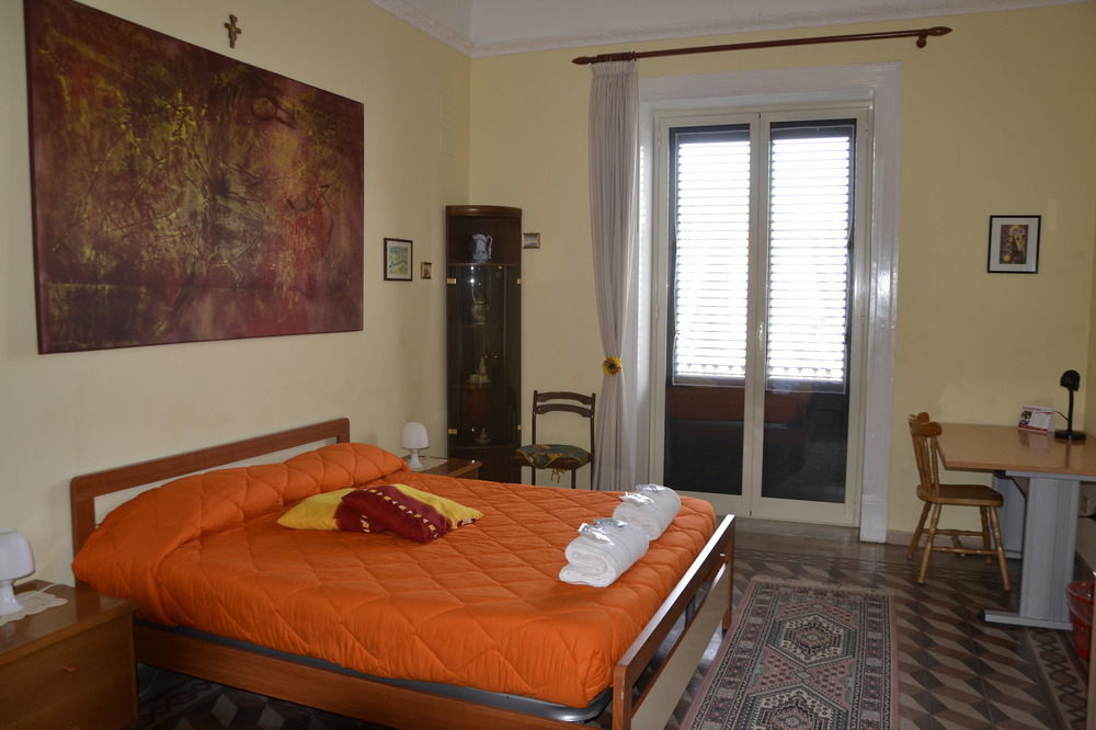 La Casa Del Cocchiere Bed & Breakfast Palermo Exterior photo